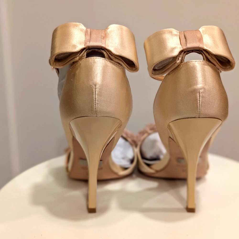 NWT Badgley Mischka Champagne Heels 7.5 - Picture 5 of 10